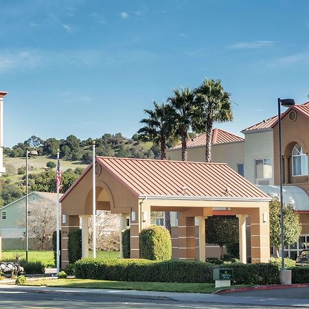 La Quinta By Wyndham Fairfield - Napa Valley Exterior photo