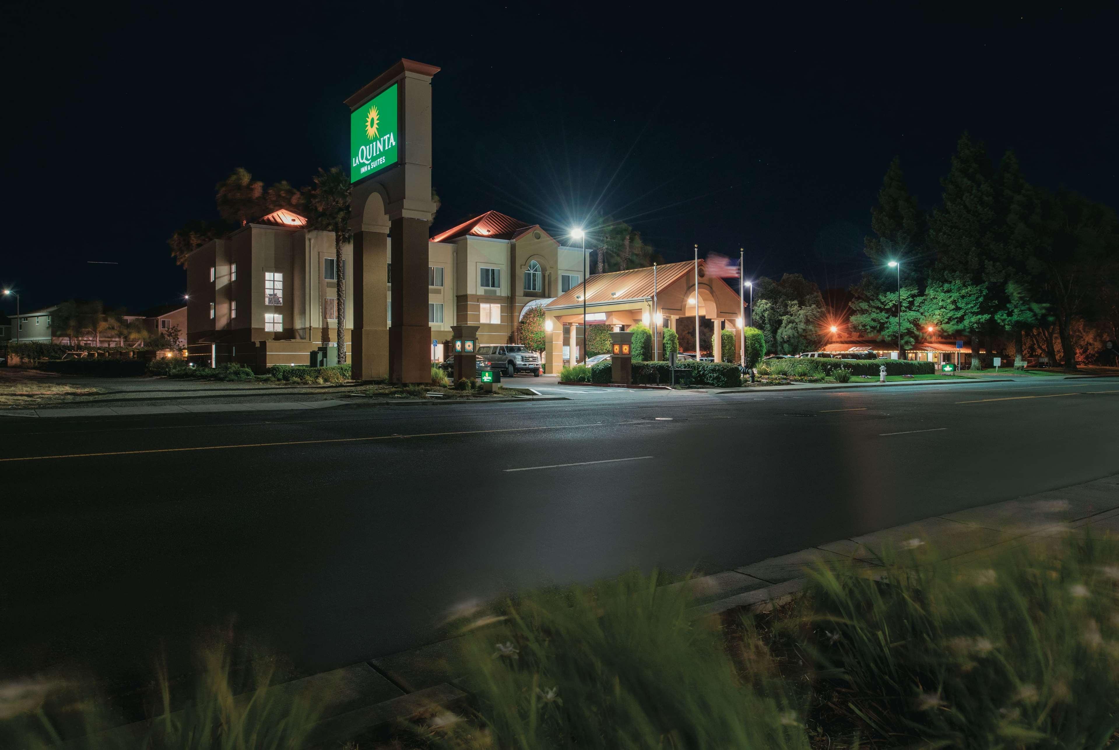 La Quinta By Wyndham Fairfield - Napa Valley Exterior photo